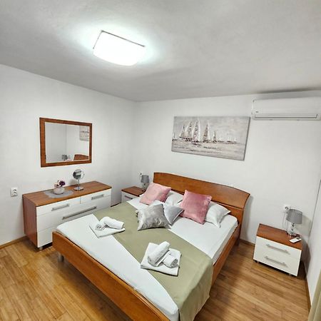 Apartments Iva Makarska Eksteriør billede